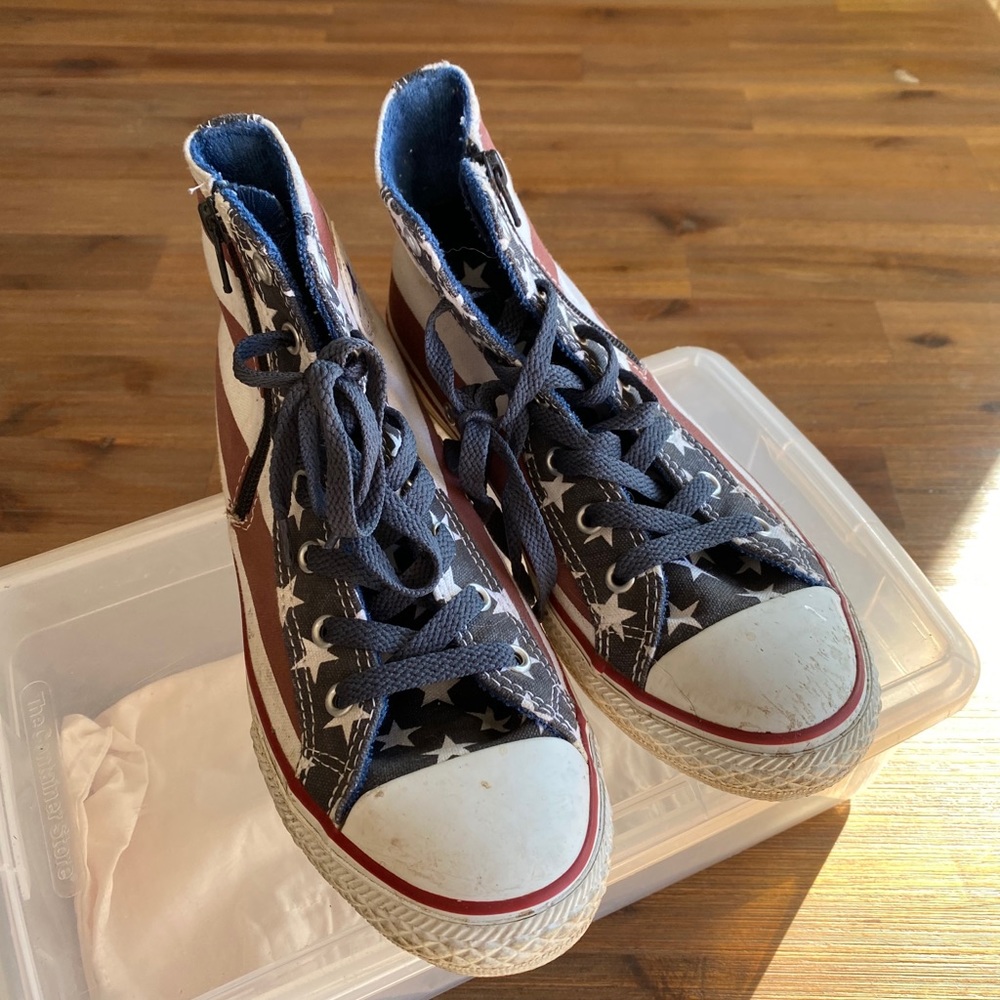 🚫Sold🚫 Converse high tops